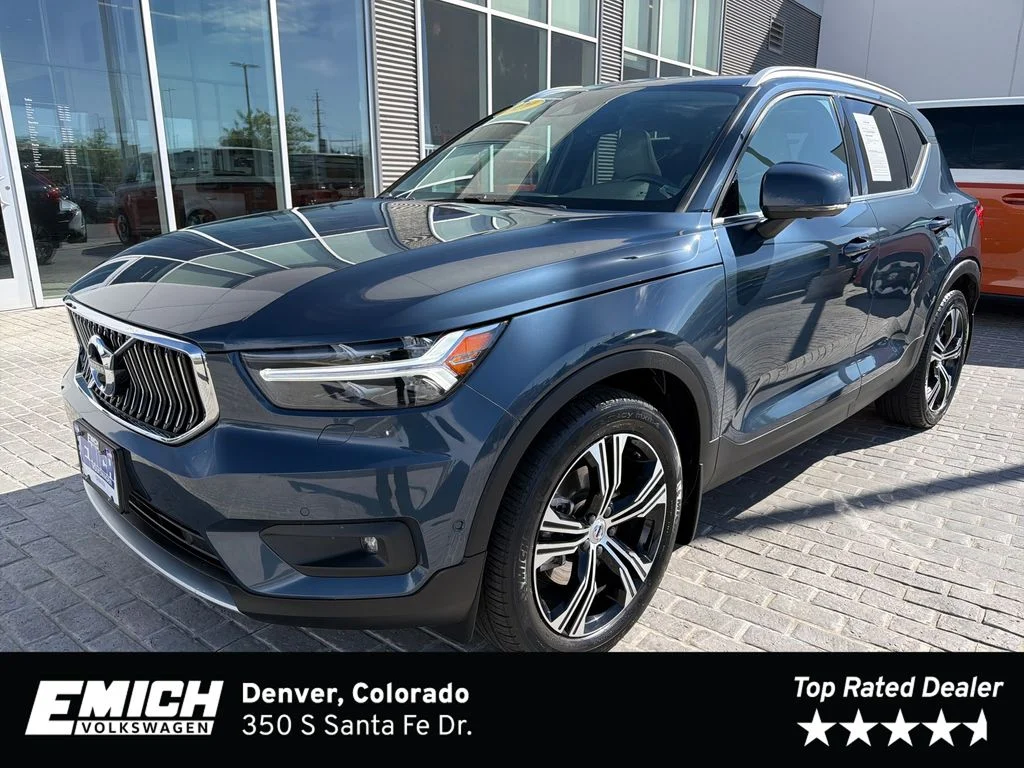 2020 Volvo XC40 T5 Inscription AWD's photo