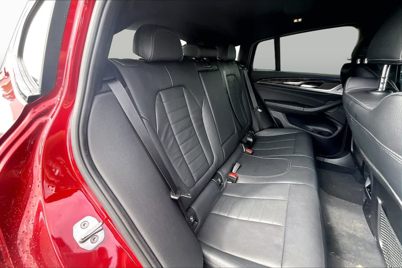 Used 2019 Flamenco Red Metallic BMW xDrive30i image 21