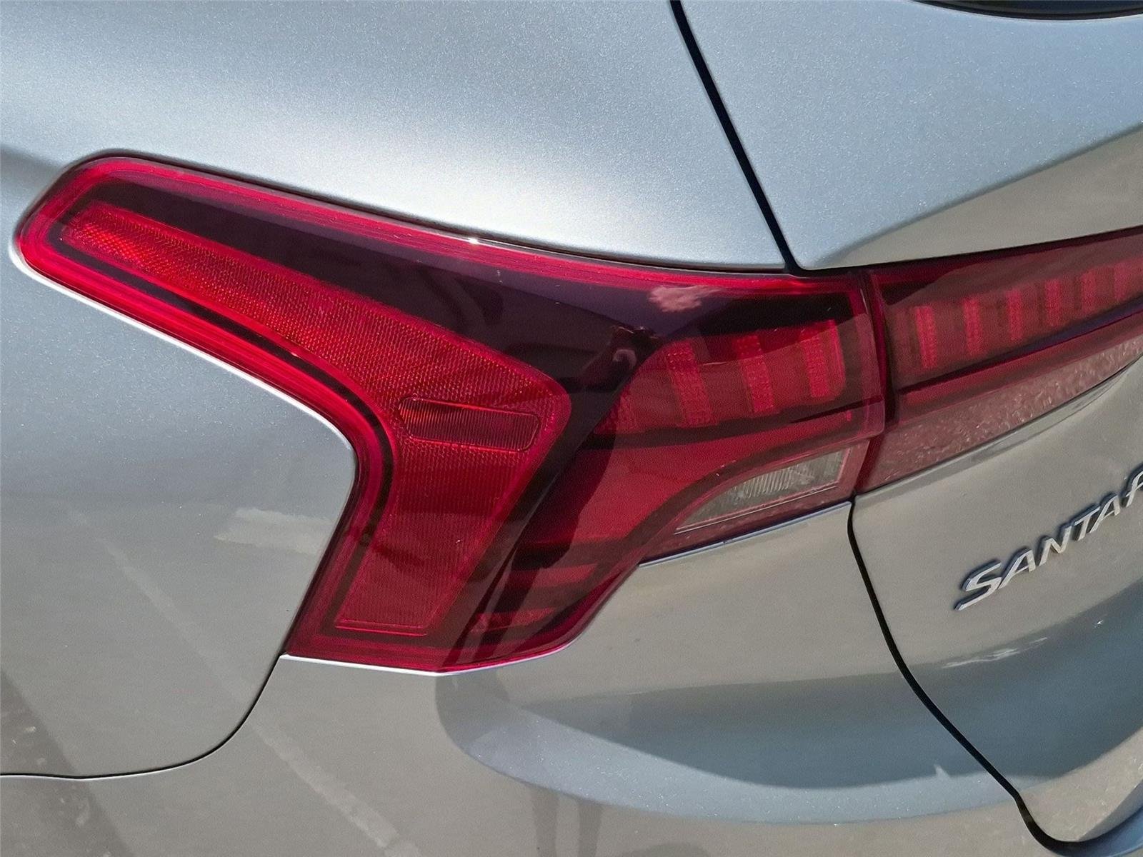 Used 2022 Shimmering Silver Hyundai SEL image 12