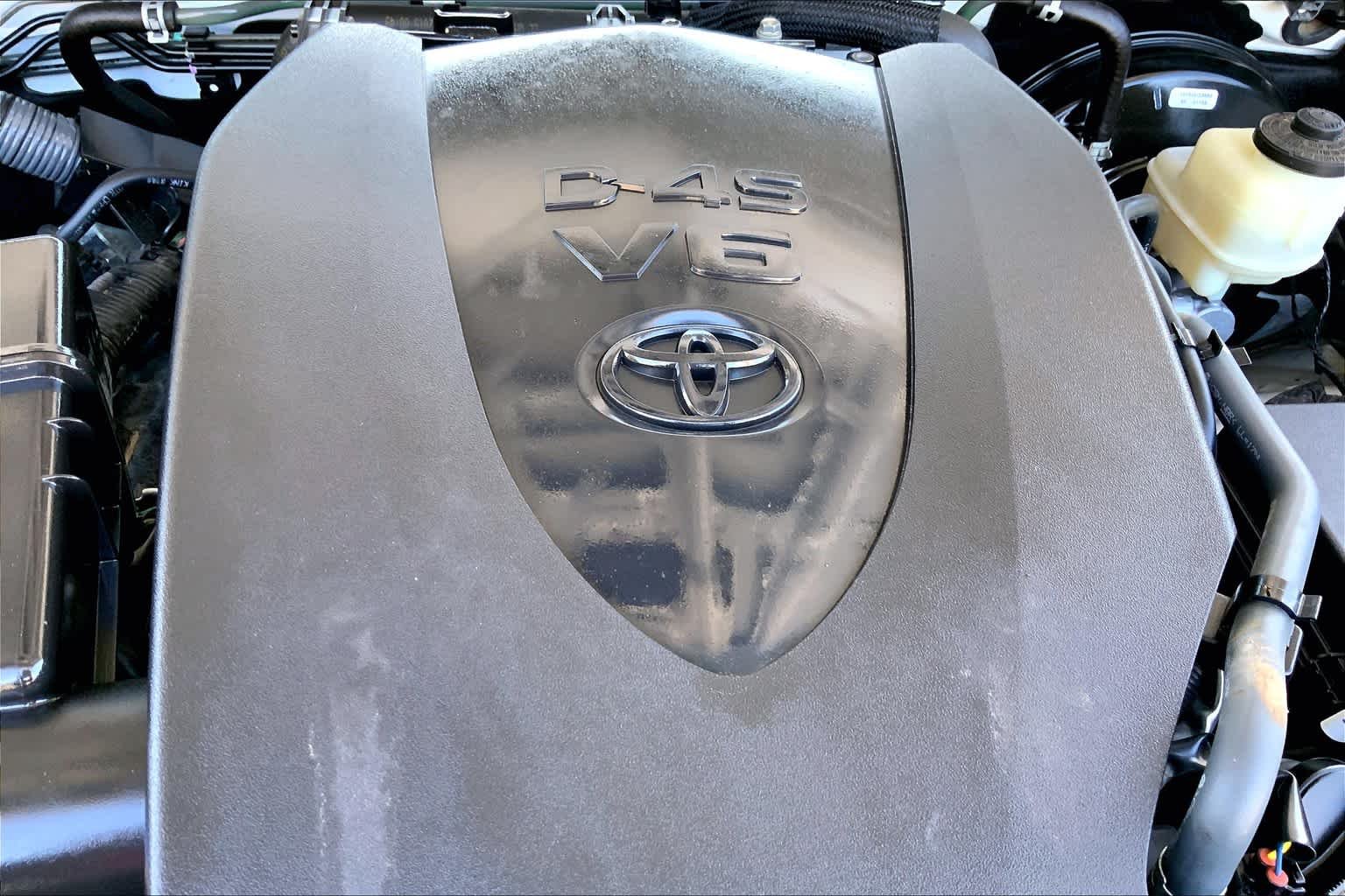 Used 2016 Super White Toyota TRD Sport image 34
