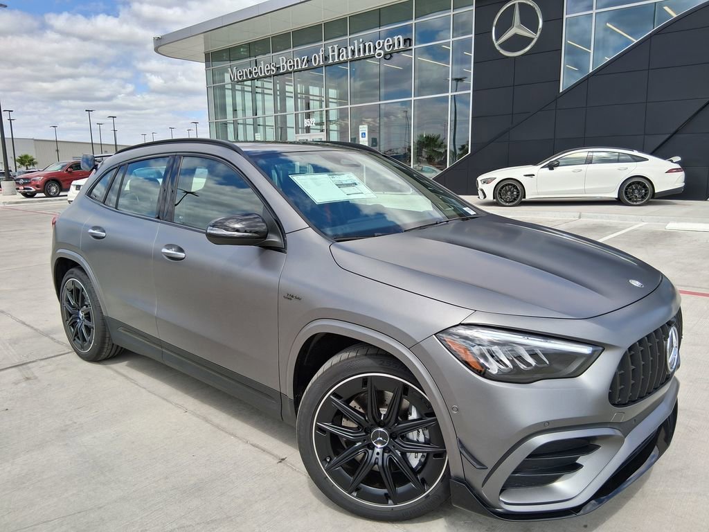 New 2026 MANUFAKTUR Mountain Grey Magno Mercedes-Benz AMG® GLA 35 4MATIC® SUV image 32