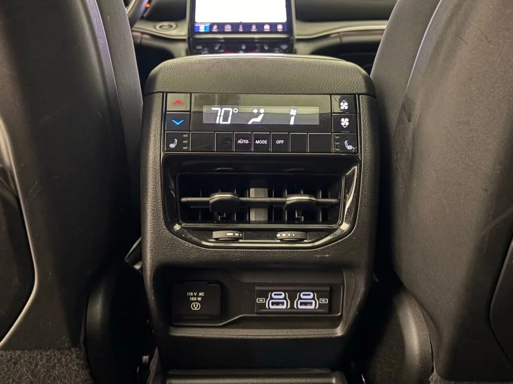 Used 2021 White Jeep Limited image 36