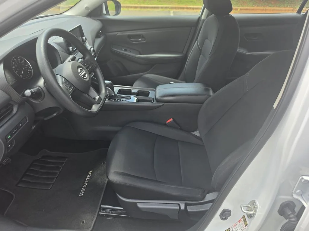 2025 Nissan Sentra S - Photo 12