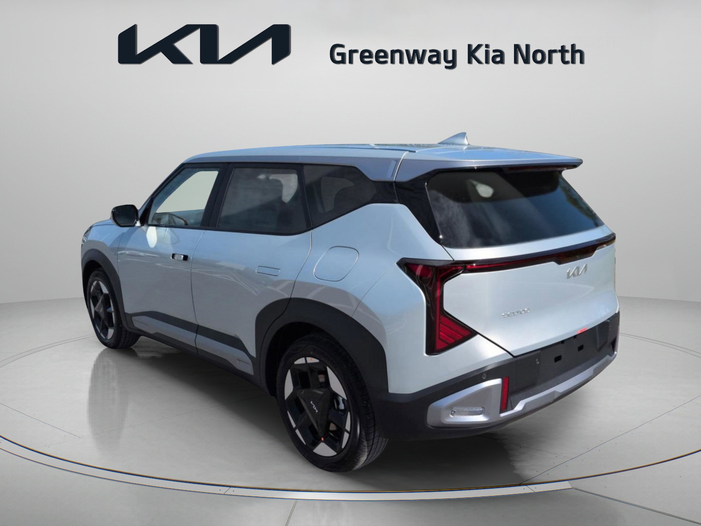 New 2027 Ivory Silver Kia S image 6