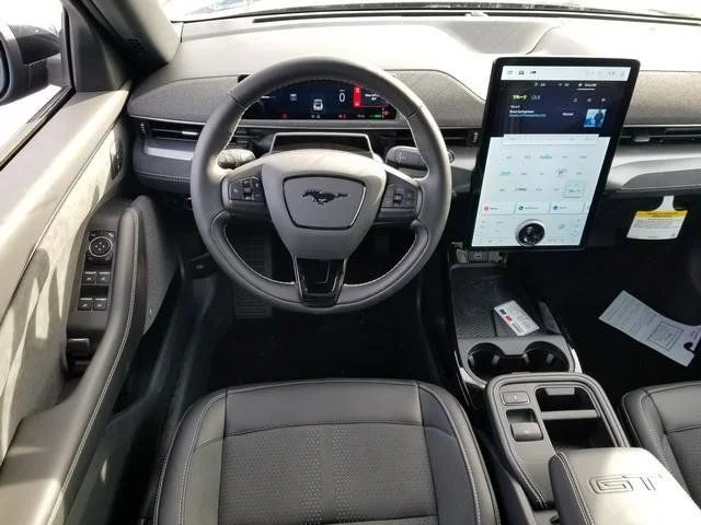 2025 Ford Mustang Mach-E GT - Photo 48