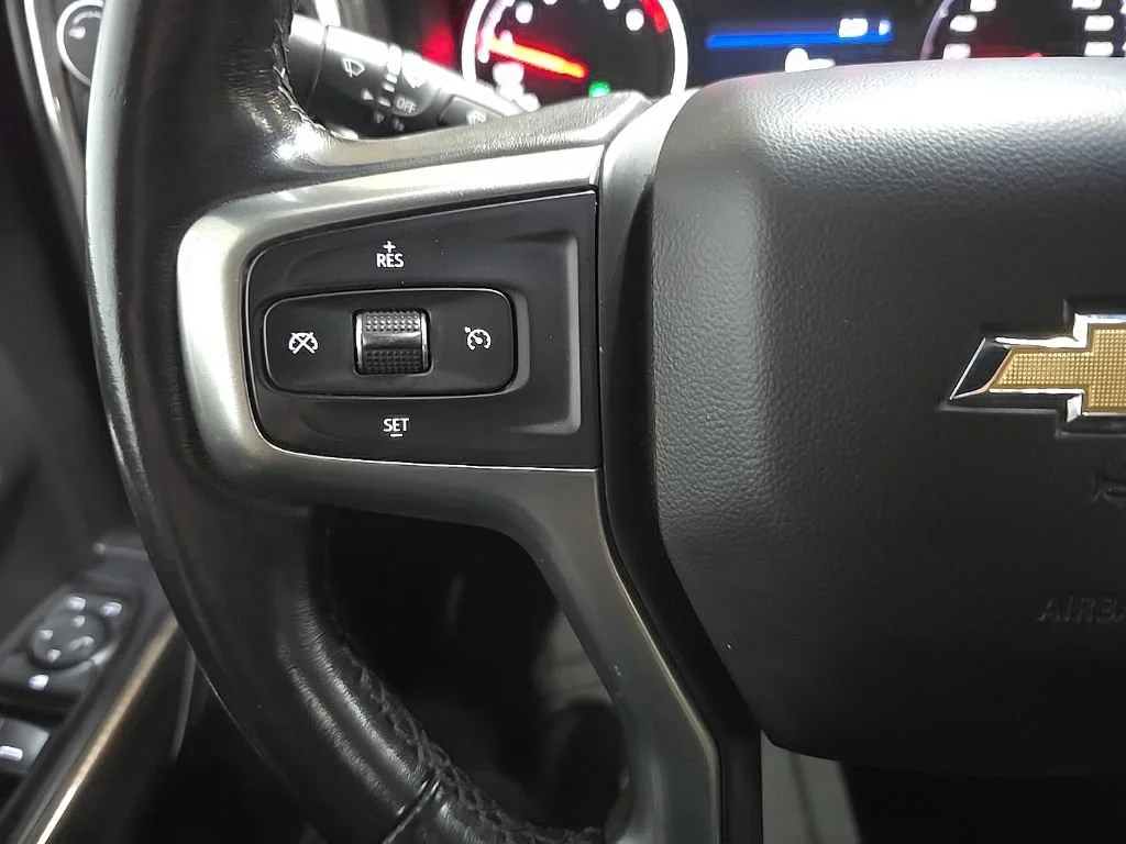 Used 2019 Silver Ice Metallic Chevrolet LT image 19