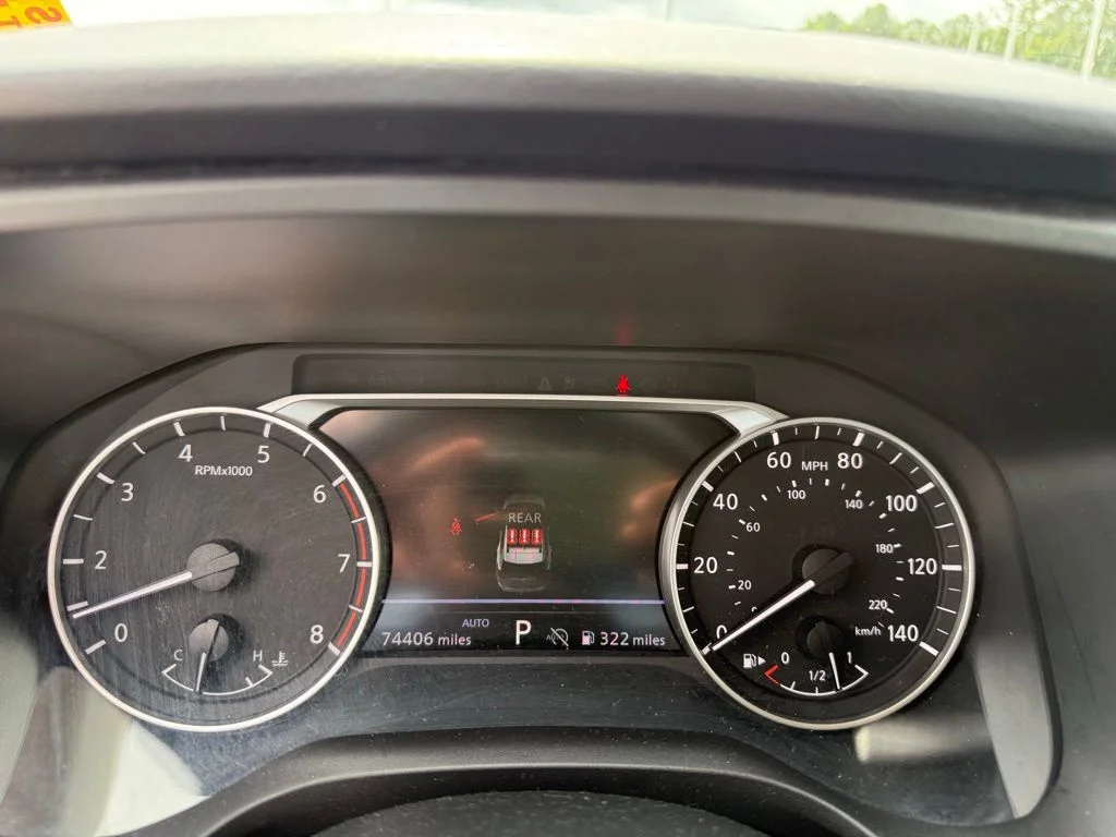 Used 2024 Silver Nissan S image 19