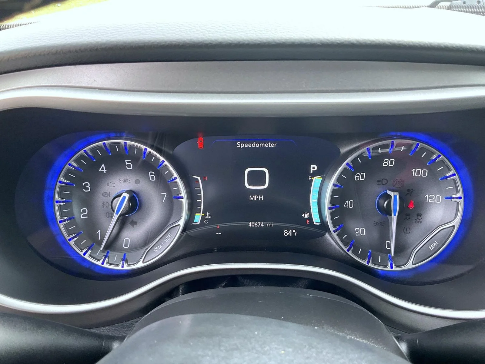 Used 2022 White Chrysler Touring L image 10