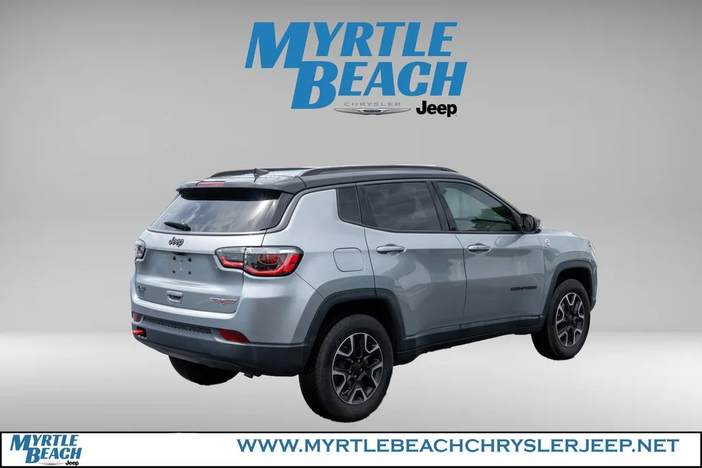 Certified Used 2021 Billet Silver Metallic Jeep Trailhawk image 6