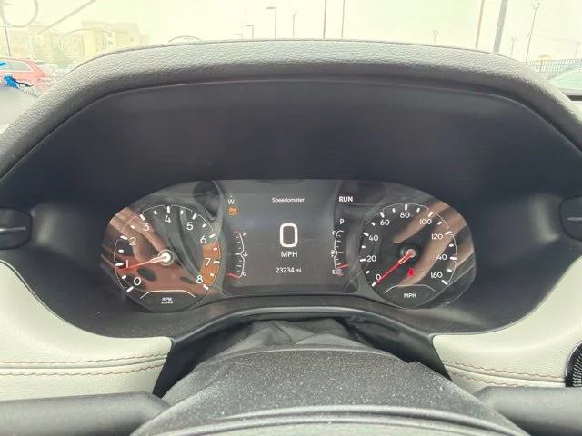 Used 2025 White Jeep Limited image 11