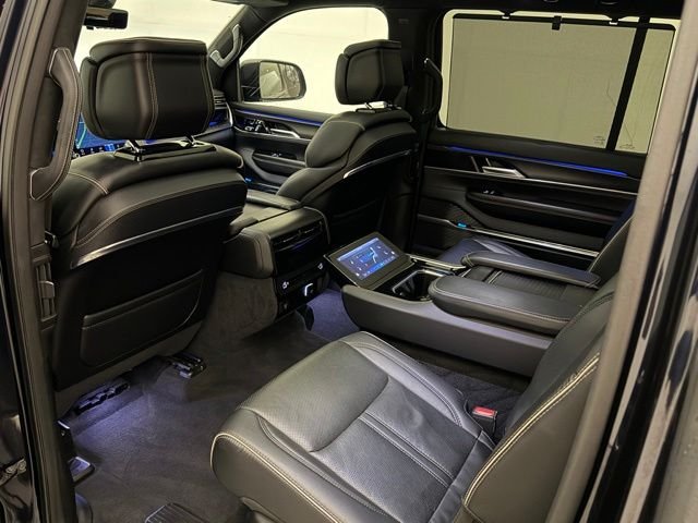 Used 2024 Midnight Sky Jeep Series II image 30