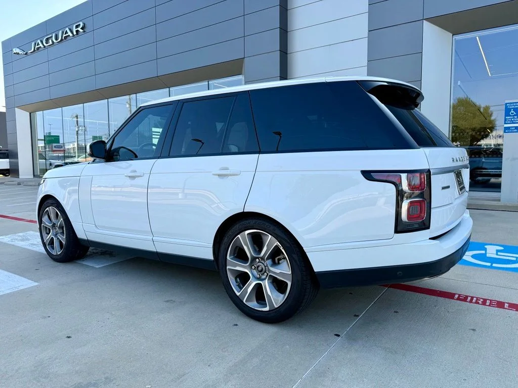 Used 2019 White Land Rover 5.0L V8 Supercharged image 4