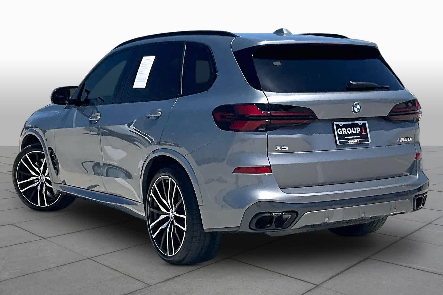 Used 2024 Skyscraper Grey Metallic BMW M60i image 11