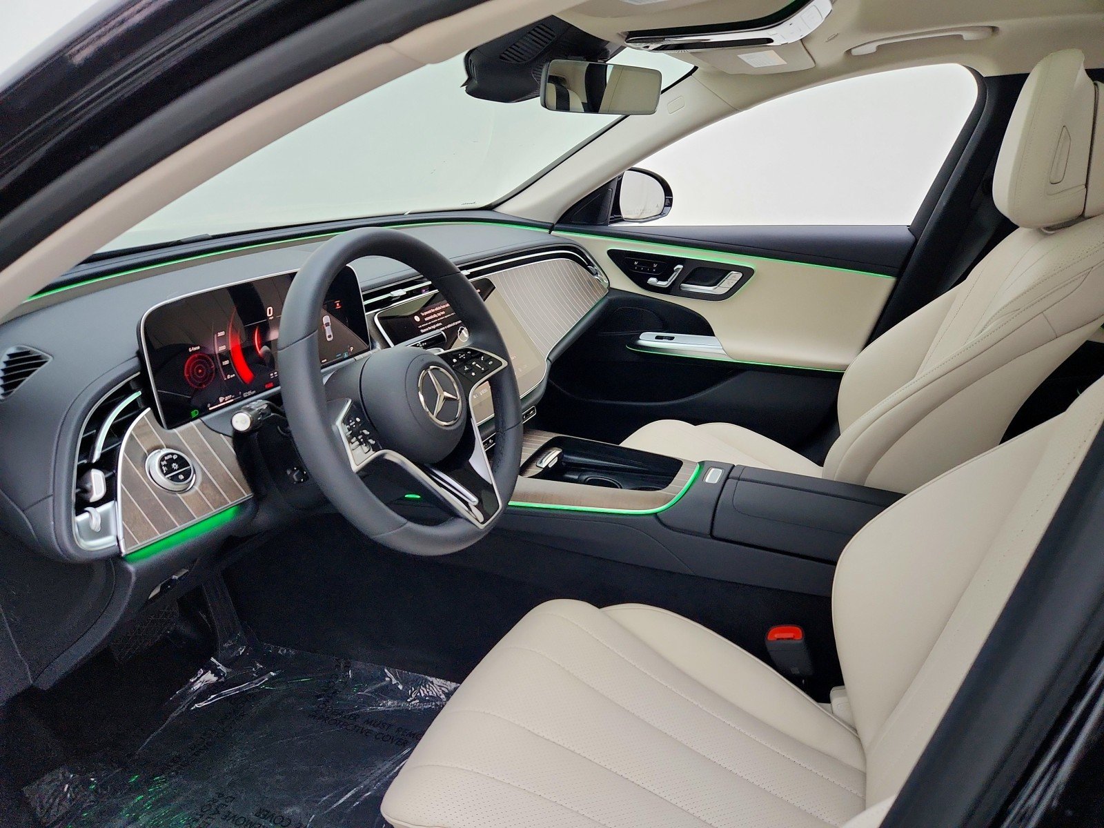 2026 Mercedes-Benz E-Class E350 - Photo 16