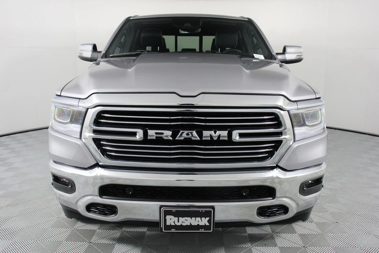 Used 2023 Billet Silver Metallic Clearcoat Ram Laramie image 6