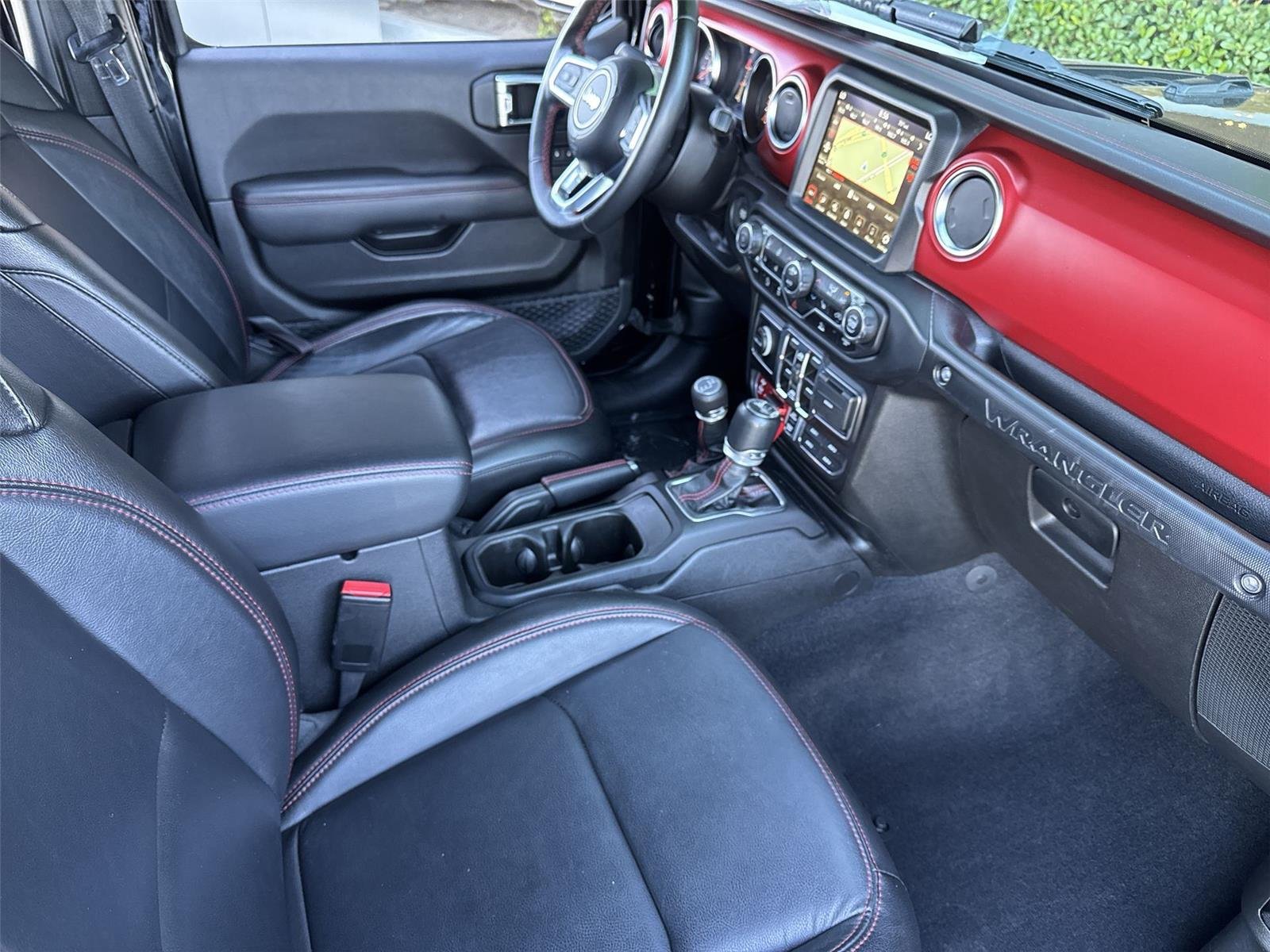 Used 2023  Jeep Rubicon image 35