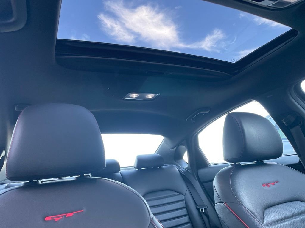 Used 2022 Gray Kia GT image 10