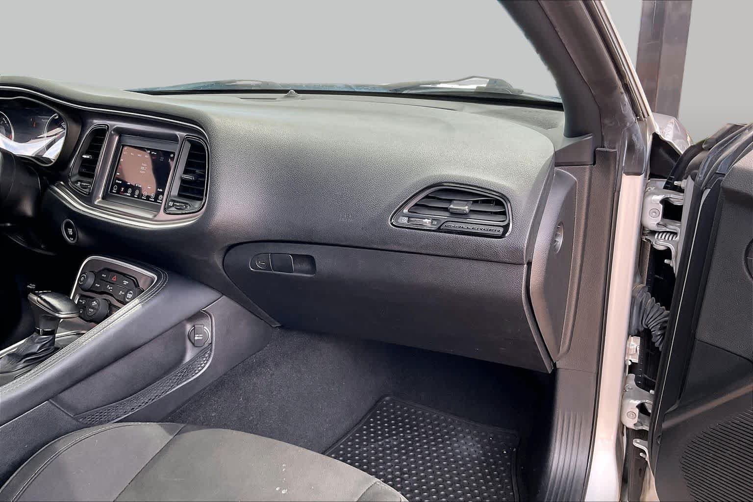 Used 2021 Triple Nickel Clearcoat Dodge R/T image 17