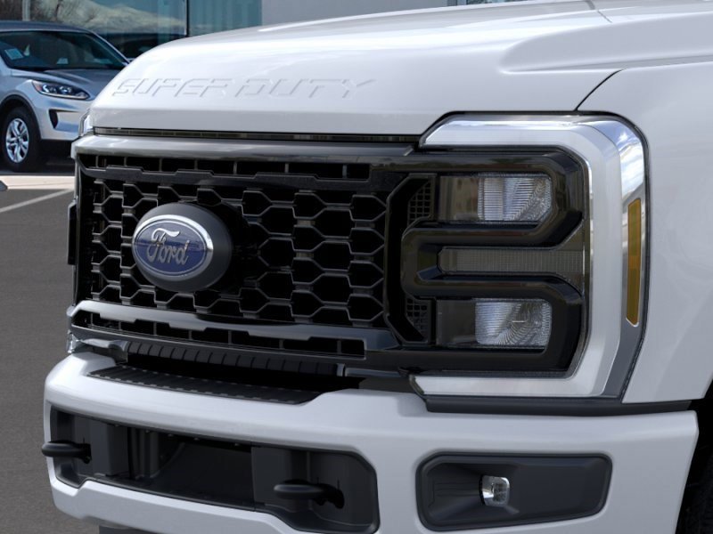 New 2026 Oxford White Ford XL image 18