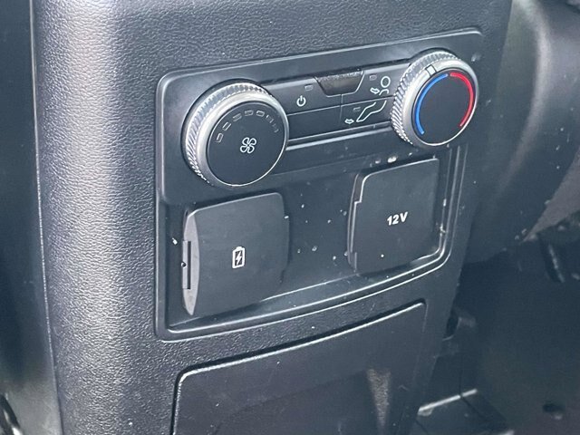 Used 2022 Carbonized Gray Metallic Ford XLT image 38