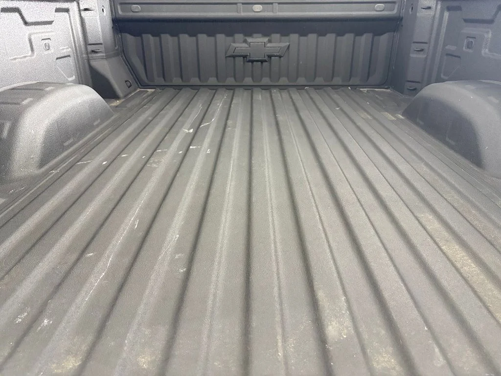 Used 2025 Gray Chevrolet High Country image 22