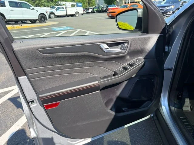Used 2023 Silver Ford ST-Line image 14
