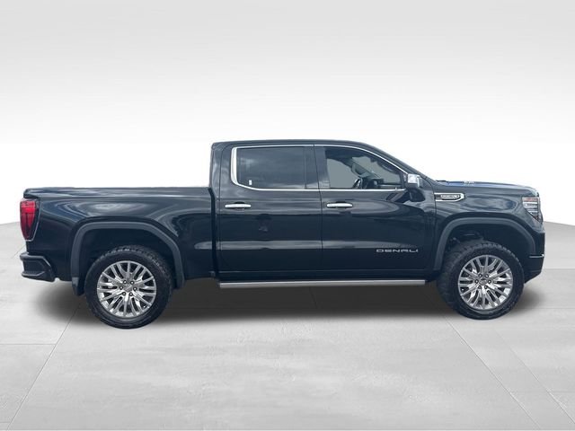 Used 2022 Black GMC Denali image 6