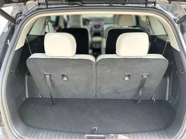Used 2022 Gray Kia EX image 27