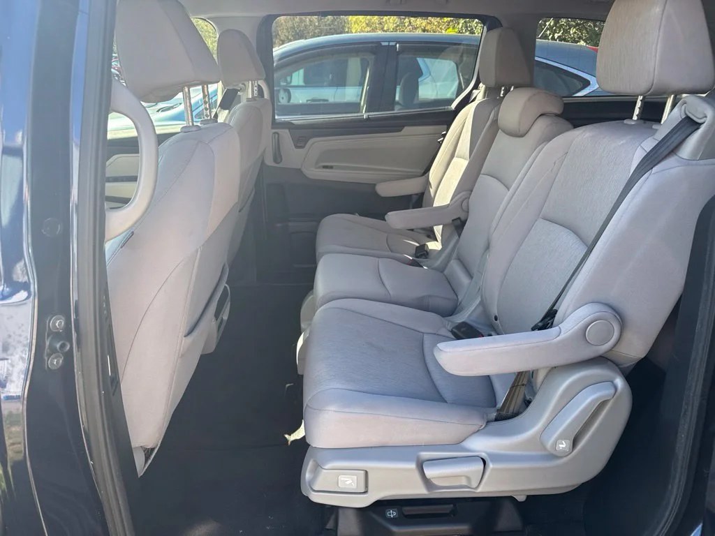 Used 2023 Blue Honda EX image 6