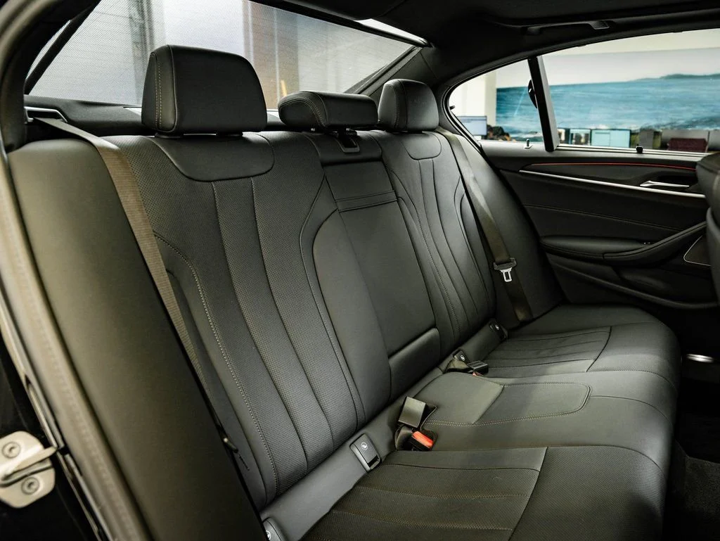 Used 2023 Black Sapphire Metallic BMW 540i xDrive image 47