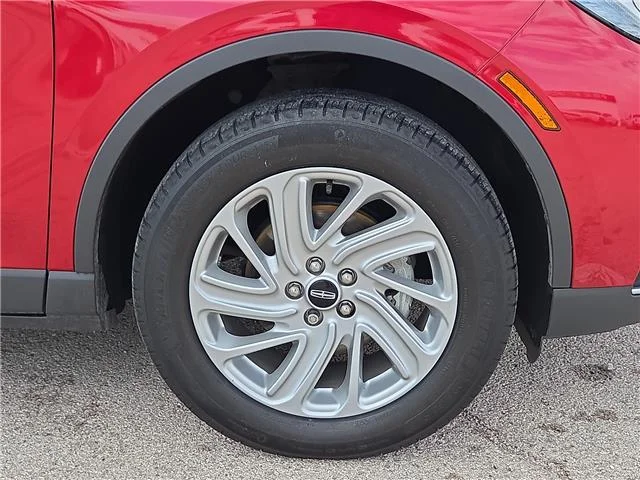 Used 2025 Red Carpet Metallic Tinted Clearcoat Lincoln Premiere Front-Wheel Drive image 6