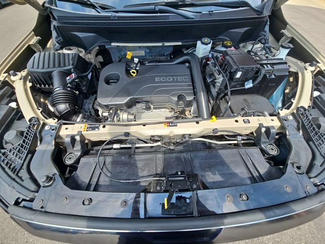 Used 2022 Desert Sand Metallic GMC AT4 image 33