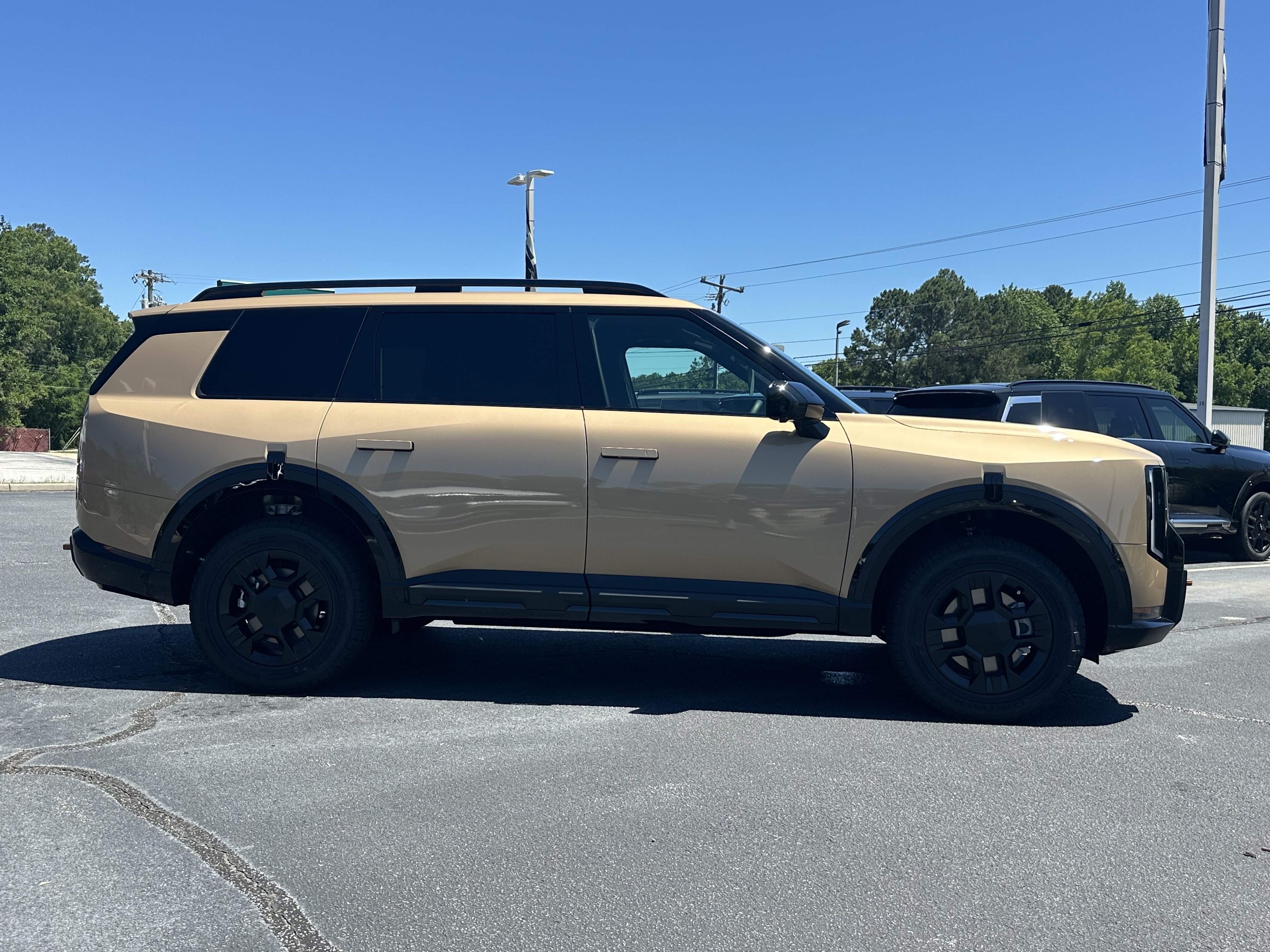 New 2027 Terrain Brown Matte Kia X-Pro SX Prestige image 9