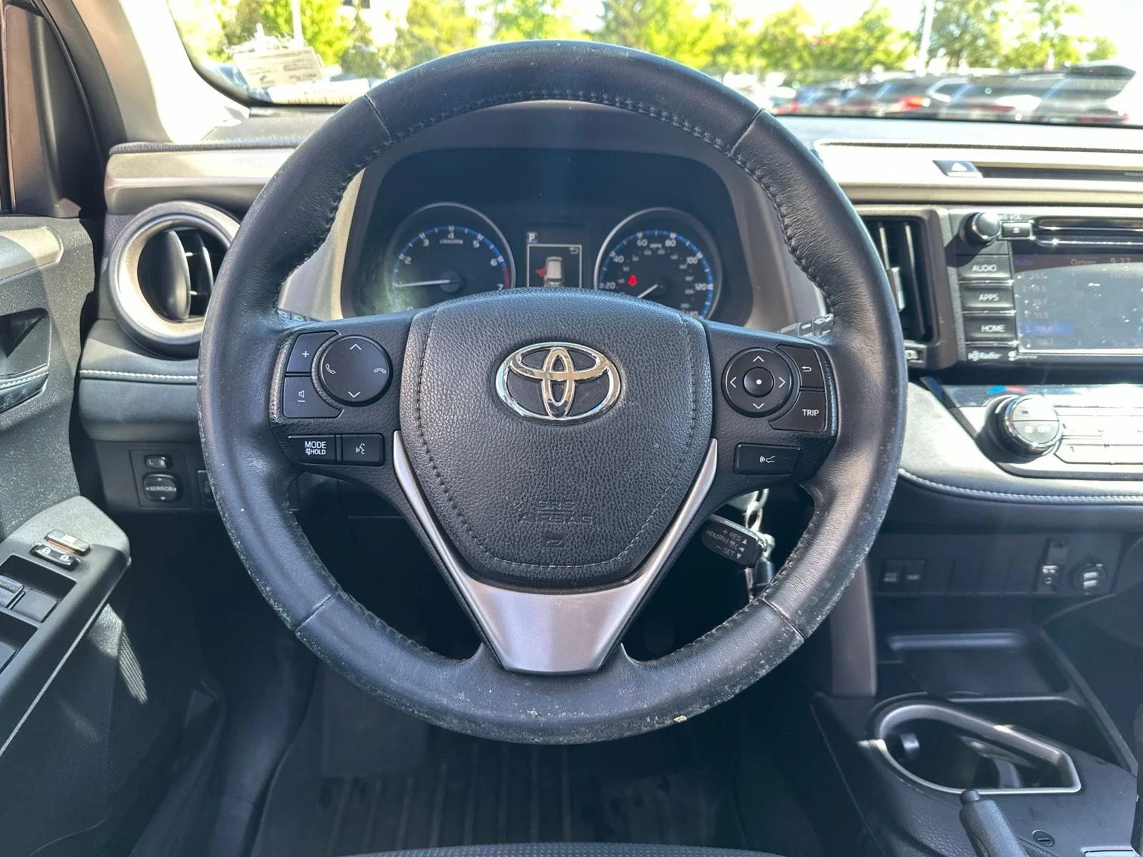 Used 2017 Black Toyota XLE image 19
