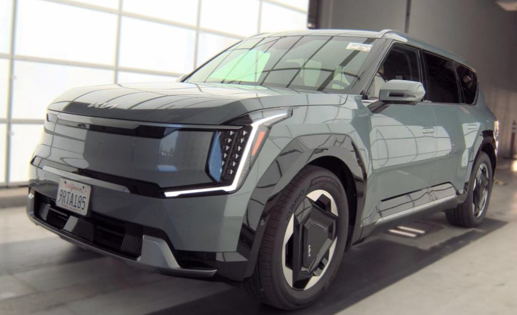 2024 Kia EV9 Land