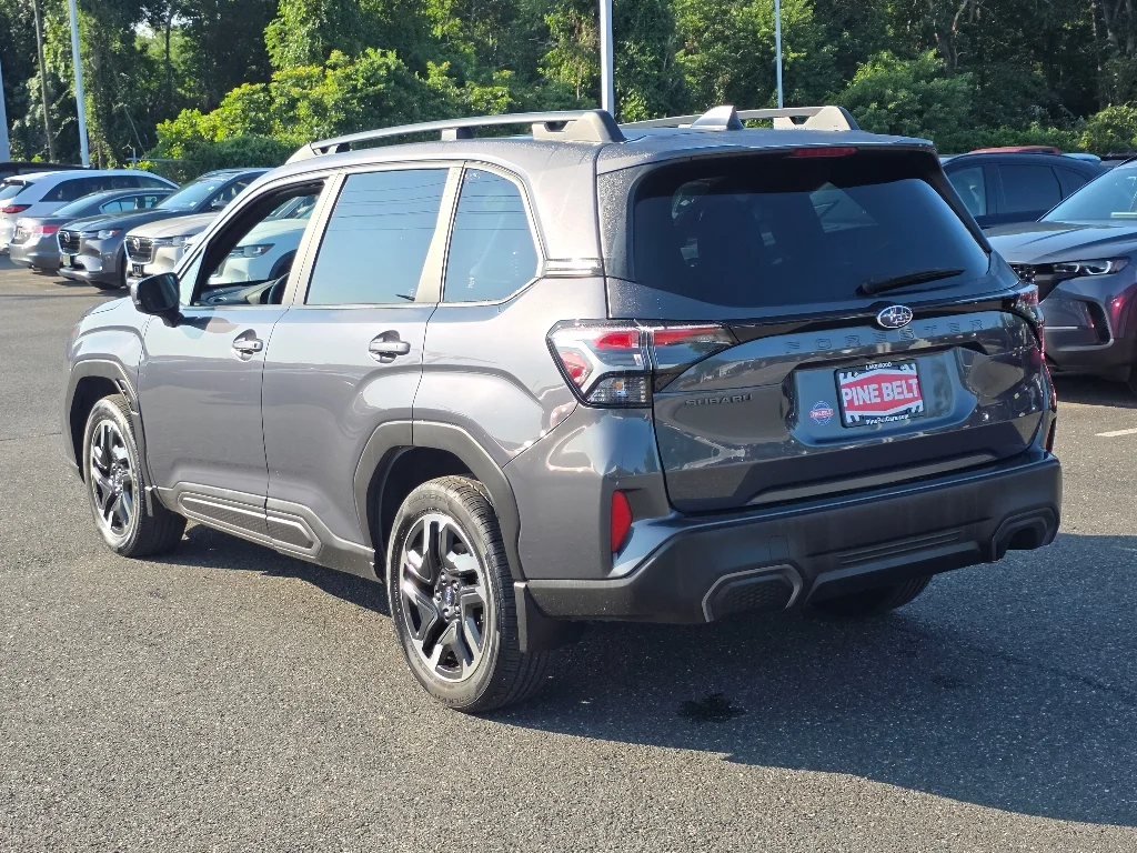 Used 2025 Magnetite Gray Metallic Subaru Limited image 13