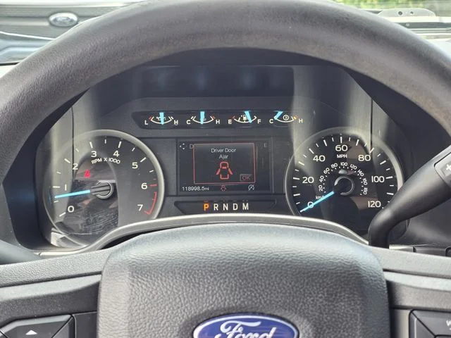 Used 2020 Oxford White Ford XLT image 11