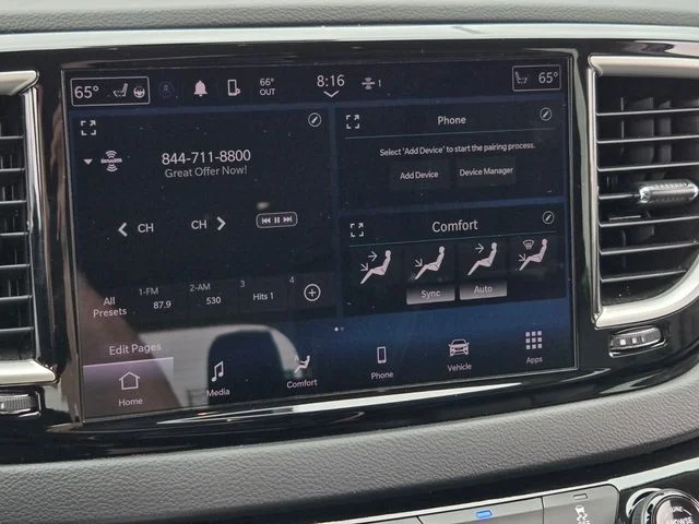 Used 2022 Gray Chrysler Touring L image 27