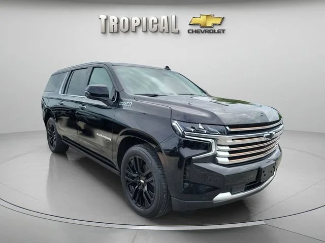 Used 2024 Black Chevrolet High Country image 7