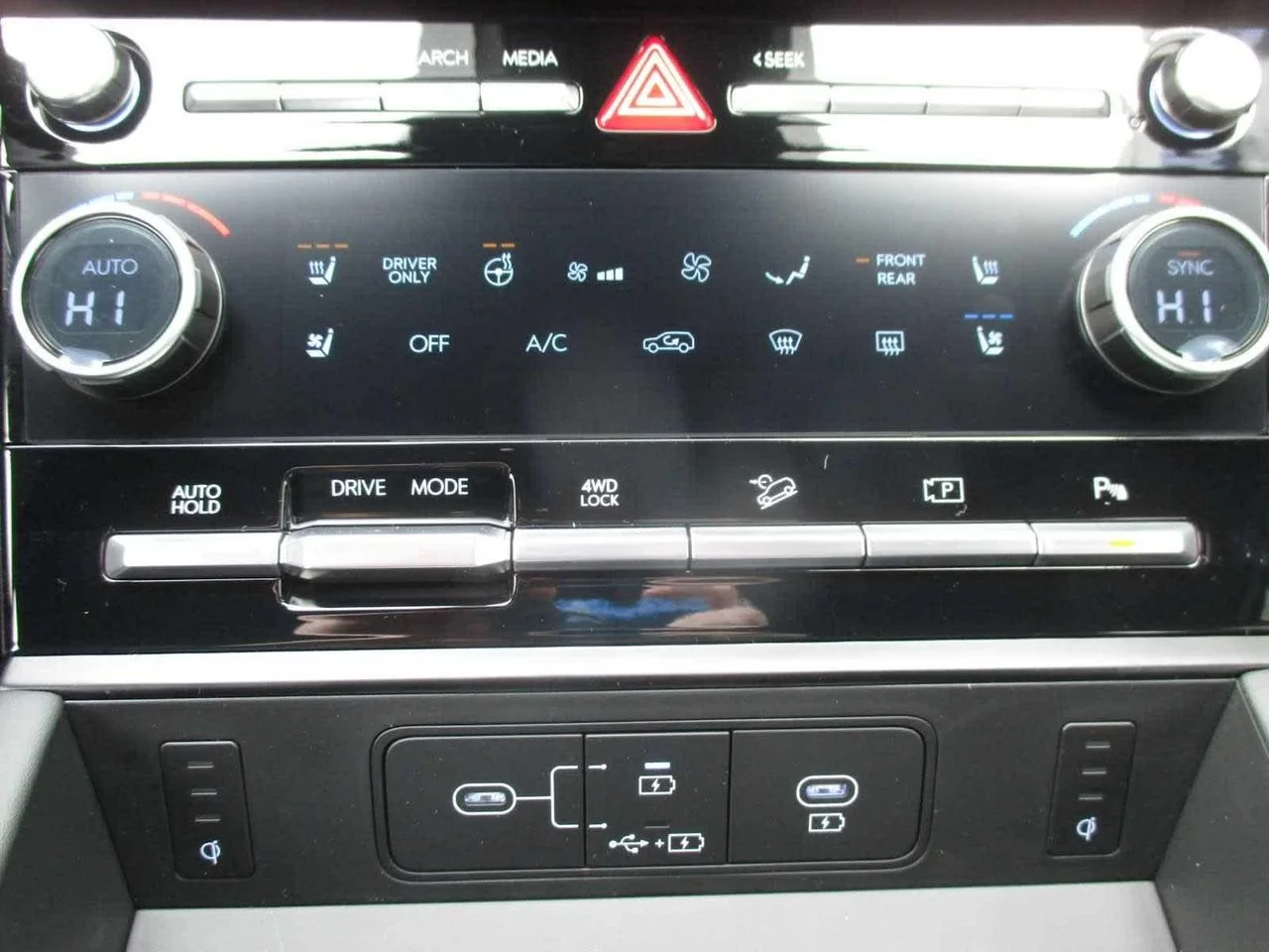 New 2026 Silver Hyundai Calligraphy image 13