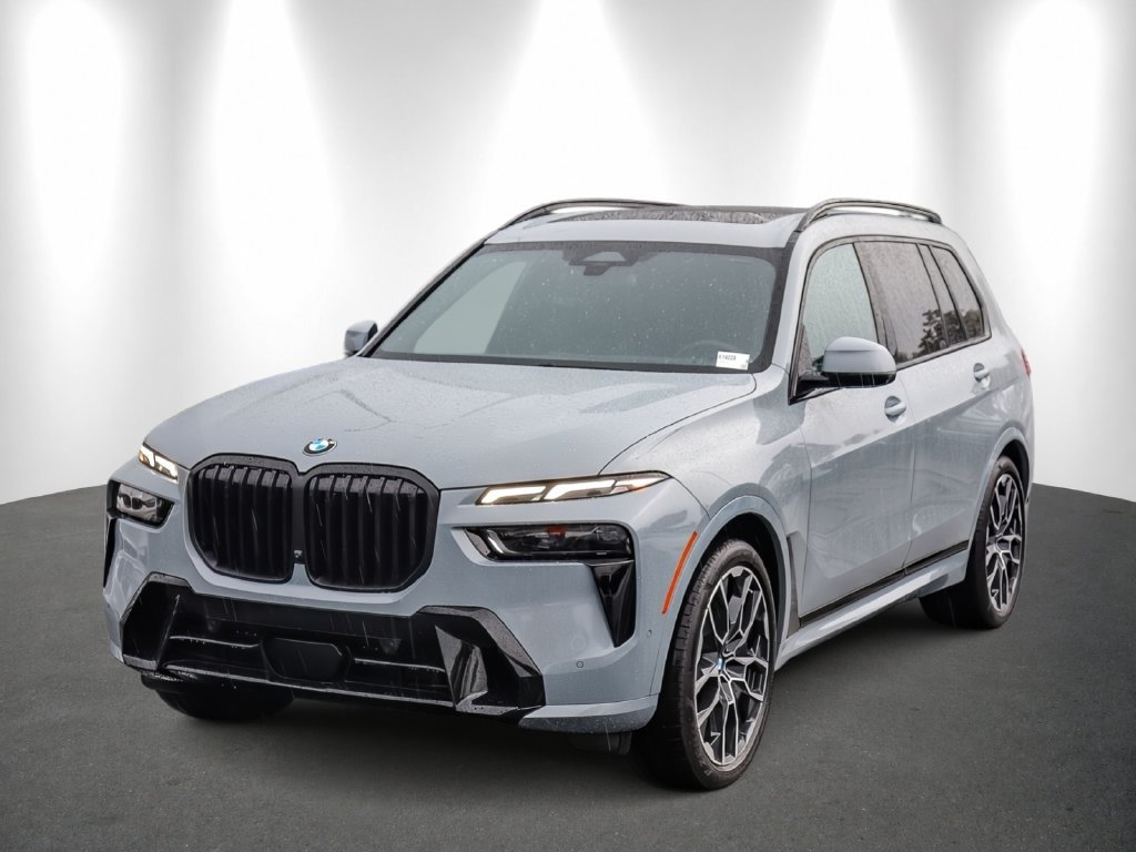 2024 BMW X7 photo 3