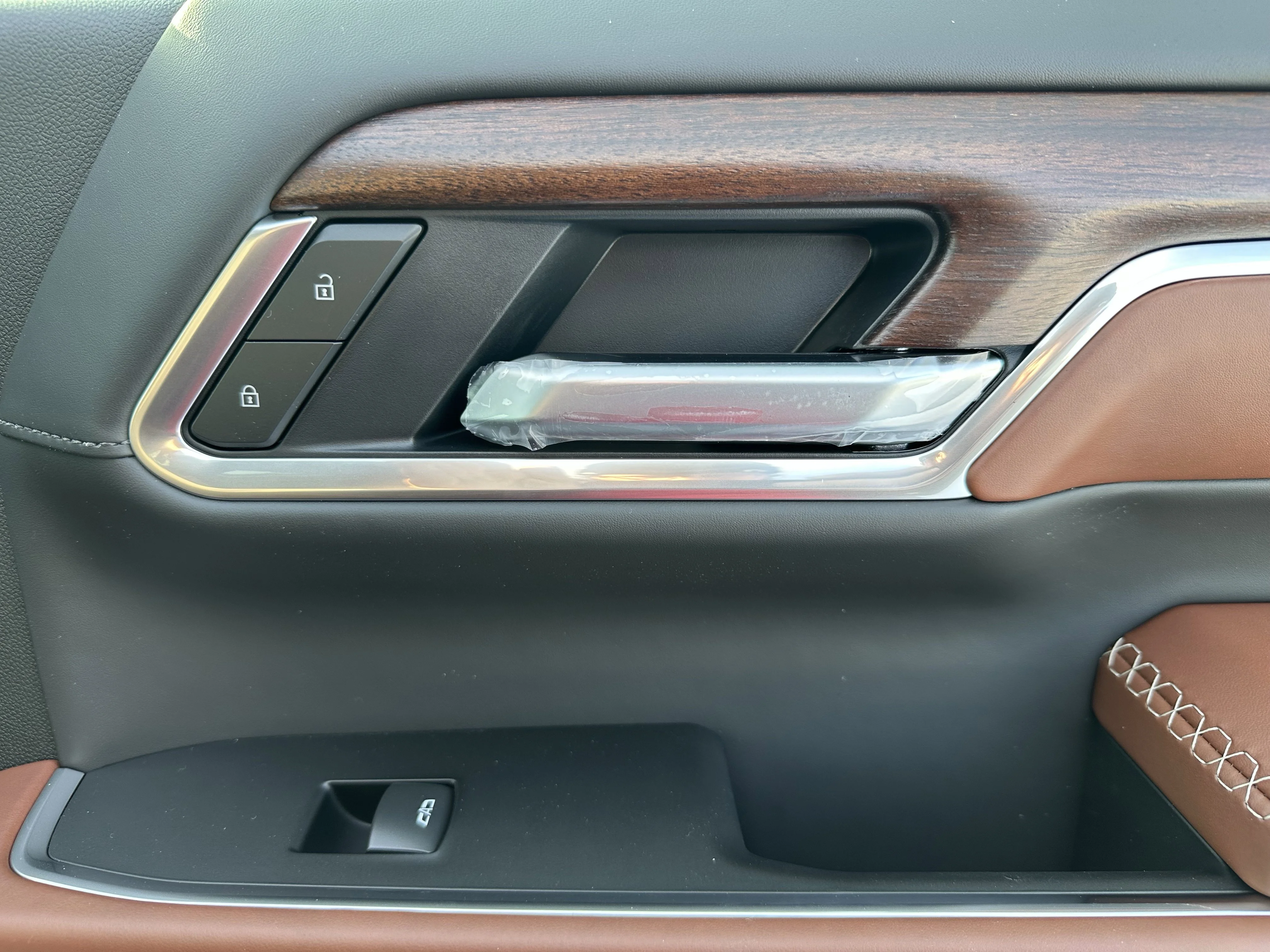 New 2026 Onyx Black GMC Denali Ultimate image 18