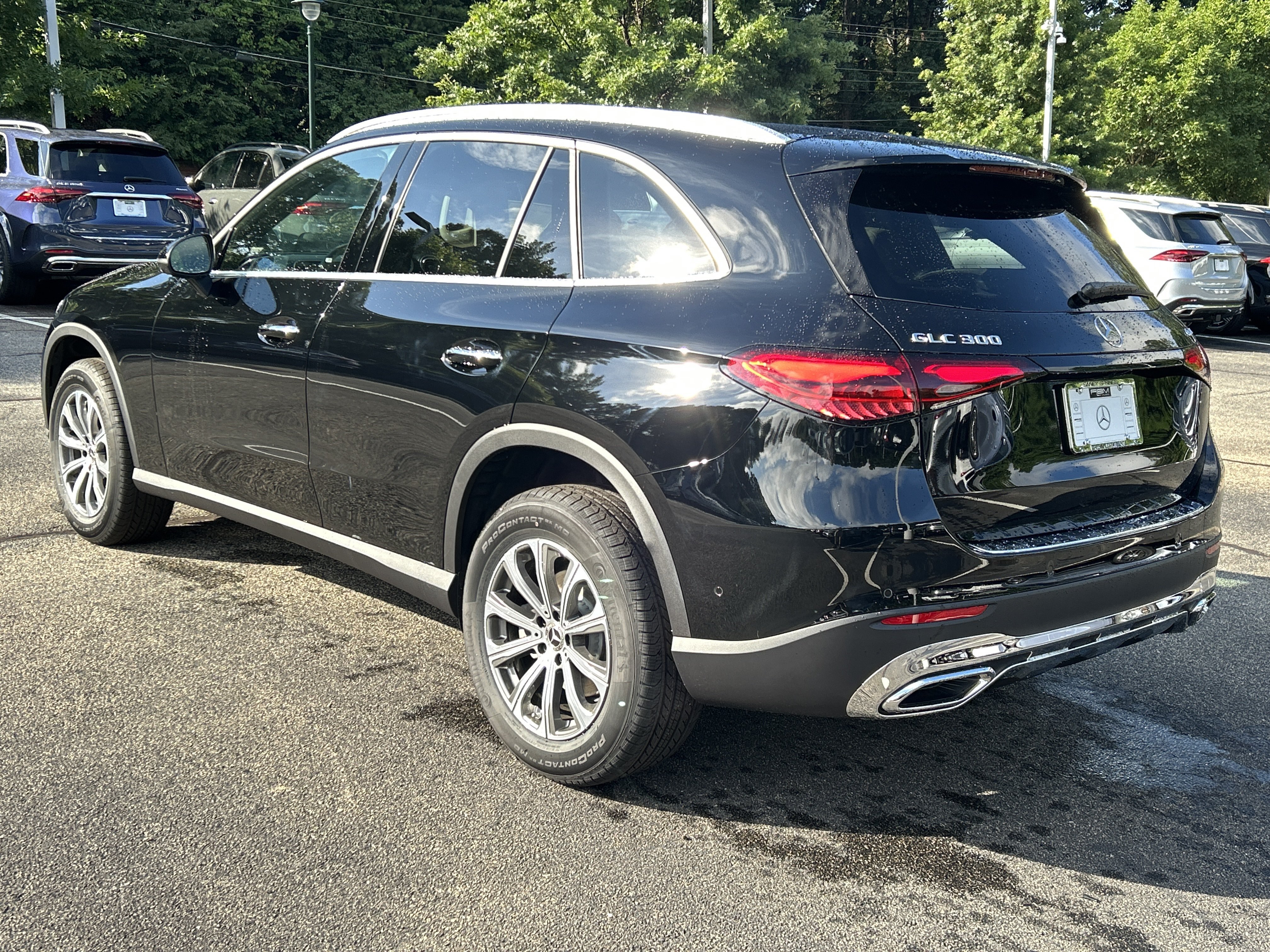 New 2026 Black Mercedes-Benz GLC 300 4MATIC® SUV image 15
