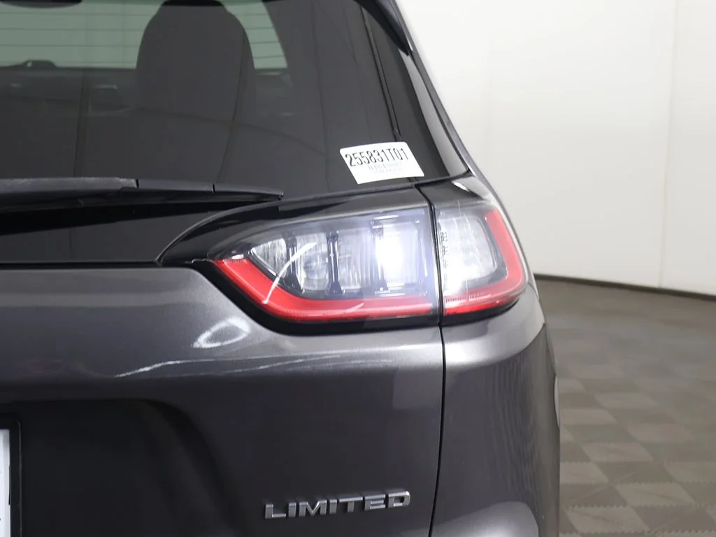 Used 2019 Gray Jeep Limited image 16