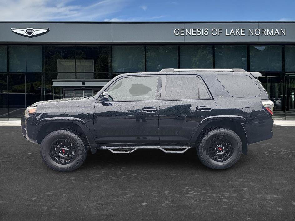 Used 2021 Midnight Black Metallic Toyota SR5 Premium image 6
