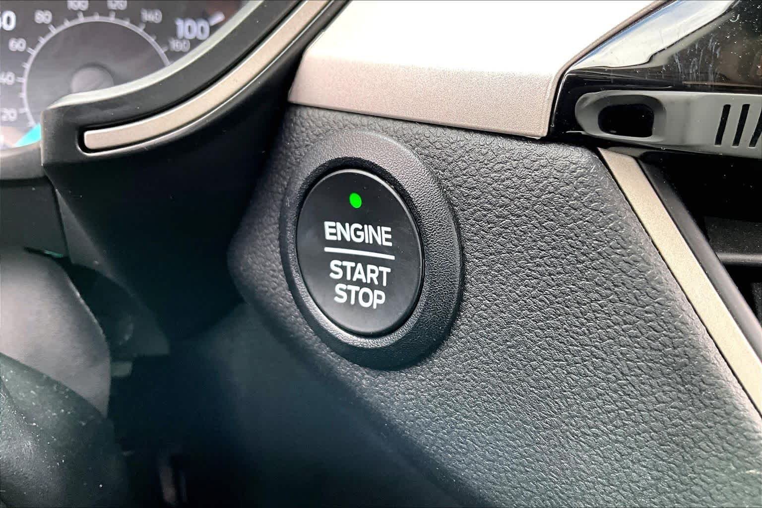 Used 2022 Stone Blue Metallic Ford SE image 35