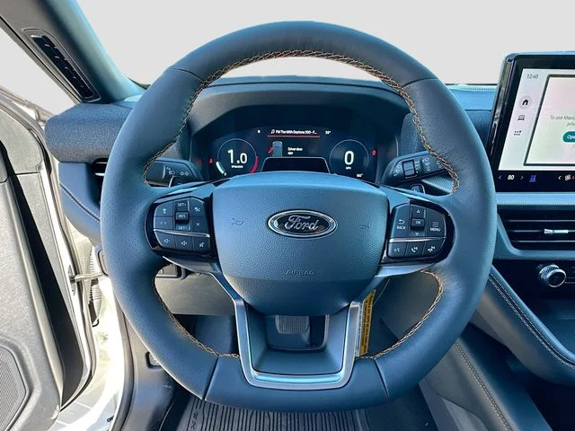 New 2026 White Metallic Ford Tremor image 7