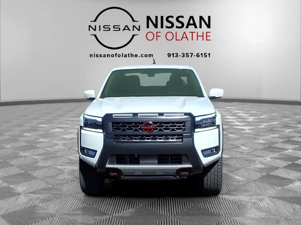 New 2027 White Nissan PRO-4X image 30