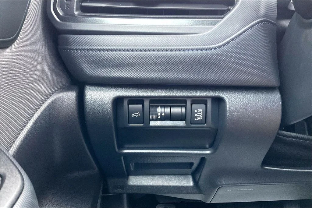 Used 2026 Gray Subaru Premium image 32