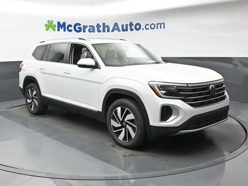 New 2026 Opal White Pearl Volkswagen 2.0T SEL image 2